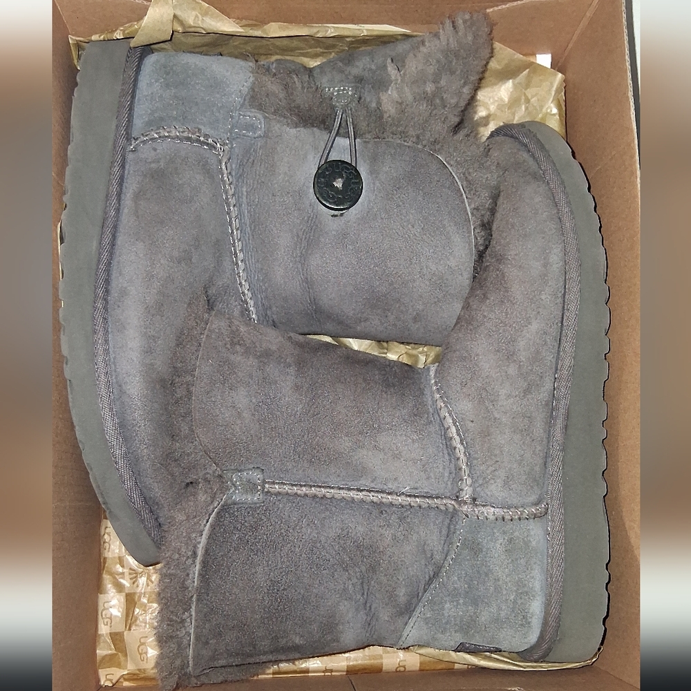 Ugg k bailey button boots